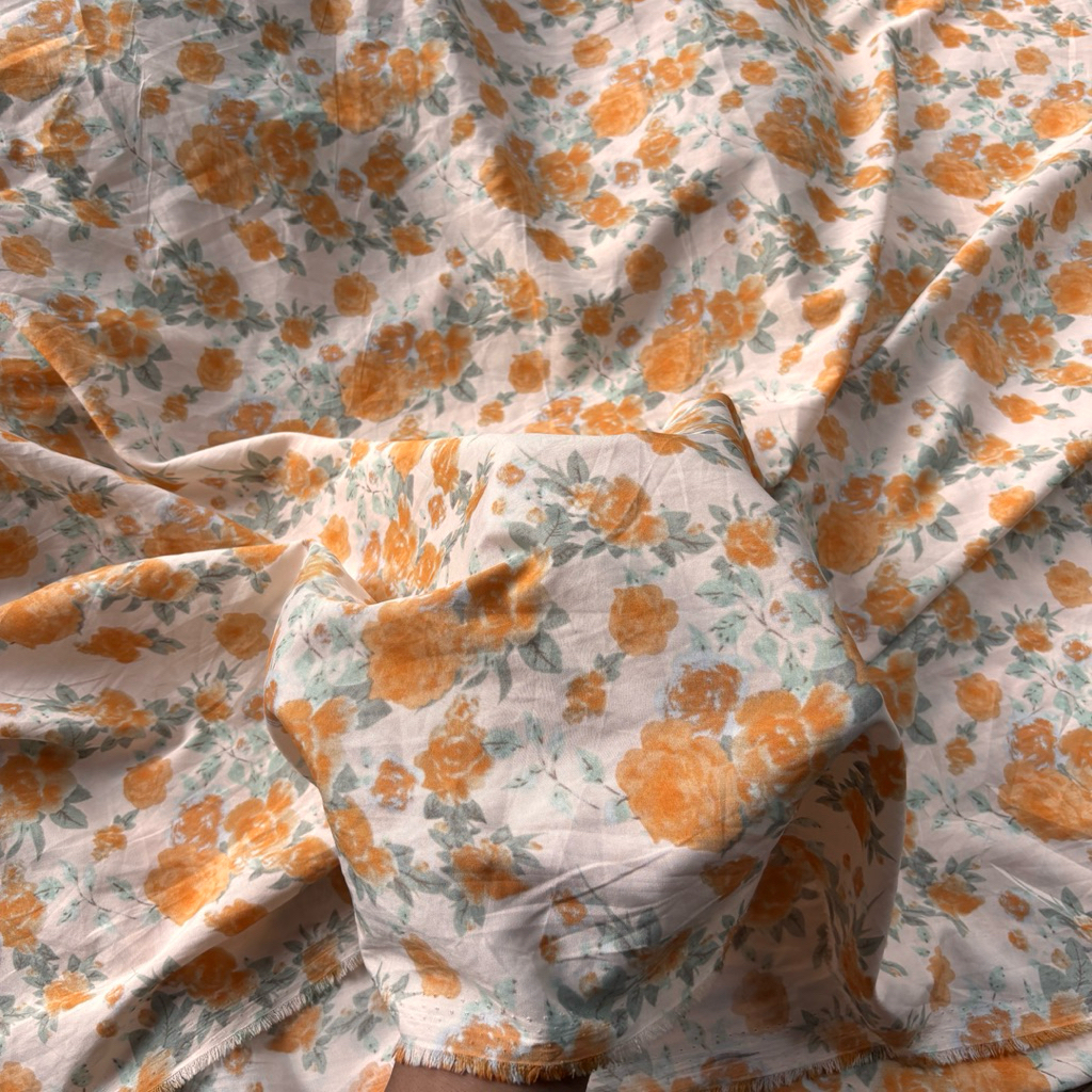 Kain Crepe Motif Bunga Mawar Peach - Bahan Gamis & Tunik Meteran - Kain Shakila / Moscrepe Premium I