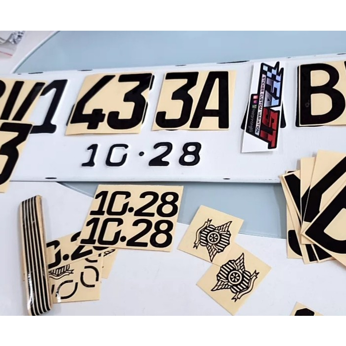 Jungle_Shop_ Sticker Cutting Angka Huruf Plat Nomor Mobil L Plat Nomor Kendaraan Model Huruf Lama &