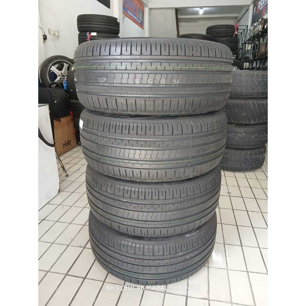 Ban Mobil Bekas Merek ZEETEX SU1000 265 50 Ring 20