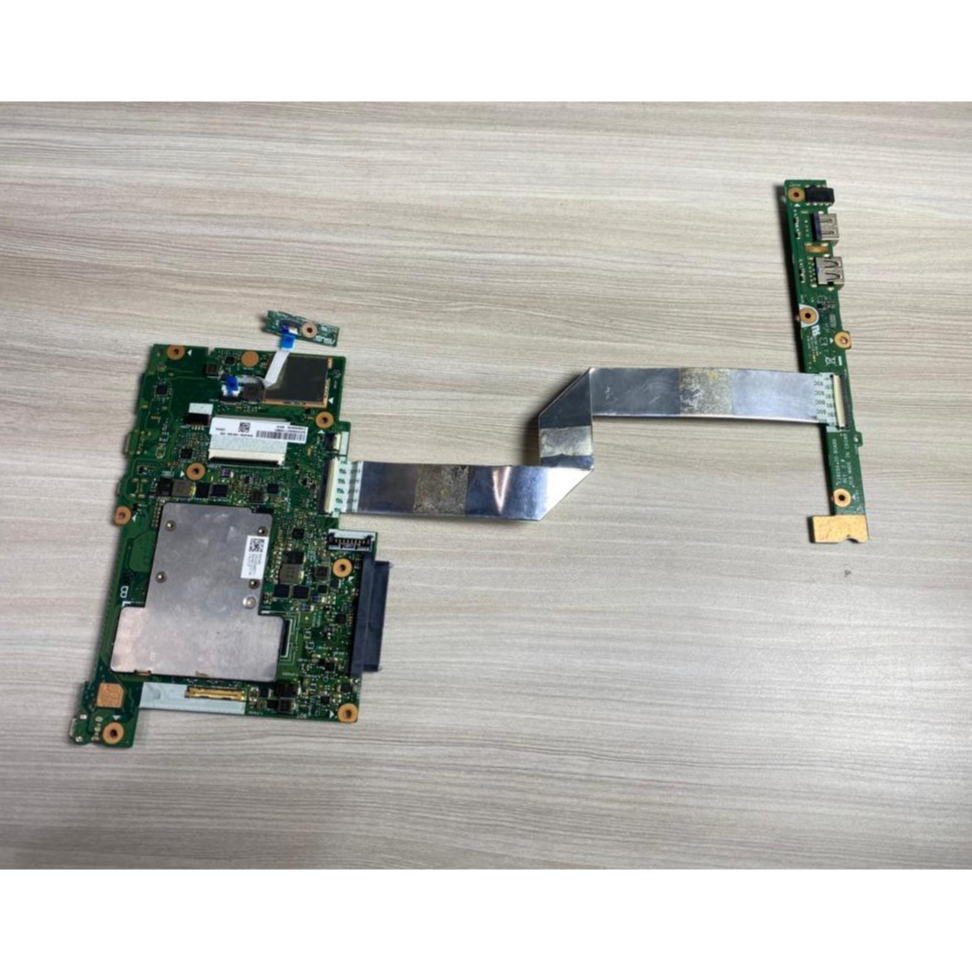 Motherboard + port USB ASUS E 202S