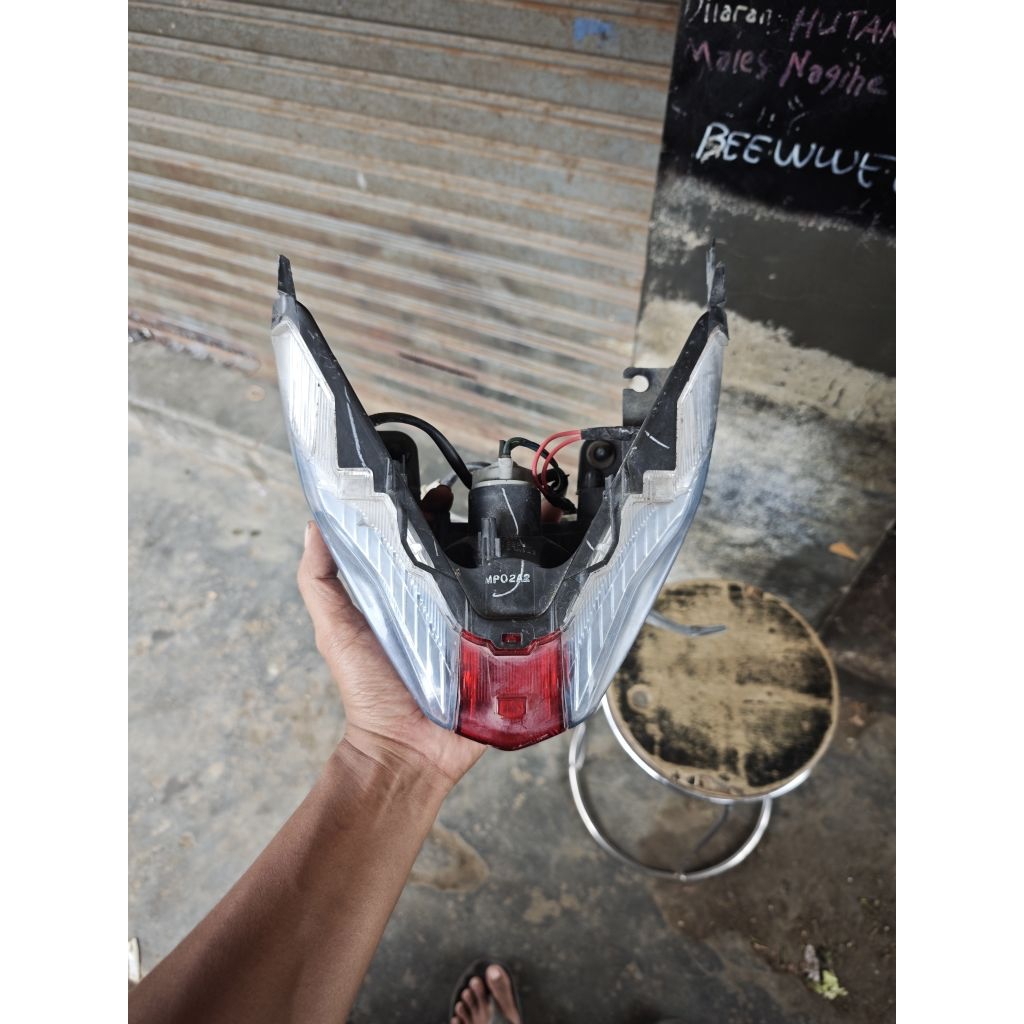 LAMPU BELAKANG BEAT DELUXE BEAT STREET NEW BEAT LED