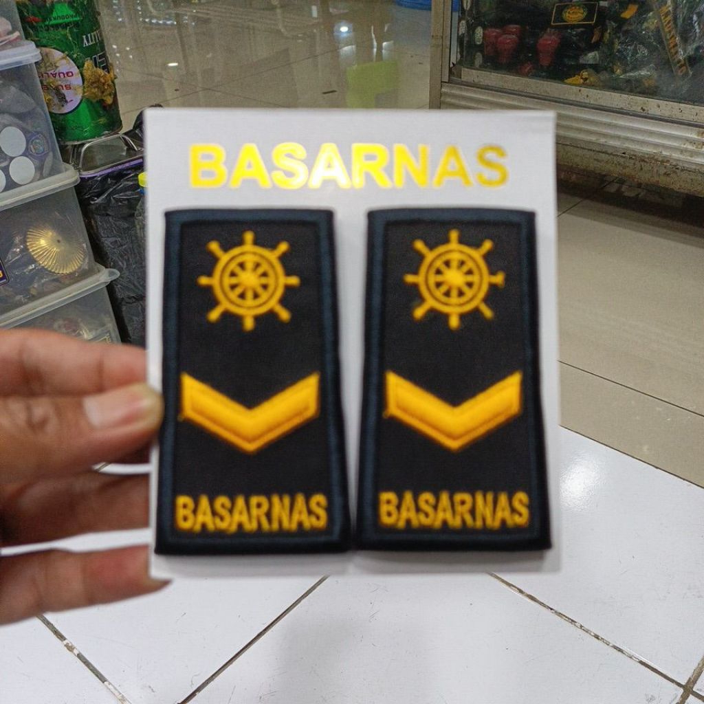 PANGKAT KAPAL BASARNAS
