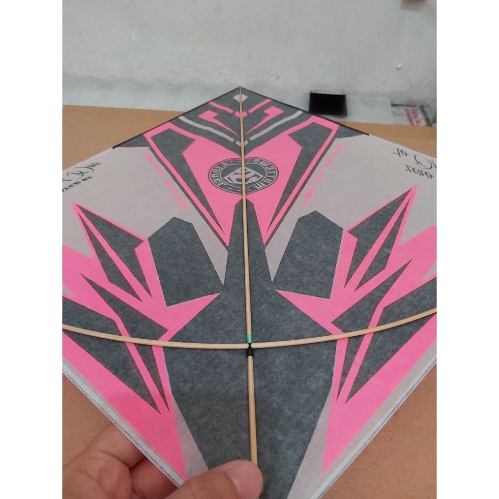 LAYANGAN SPECIAL ONE PREMIUM (50pcs)