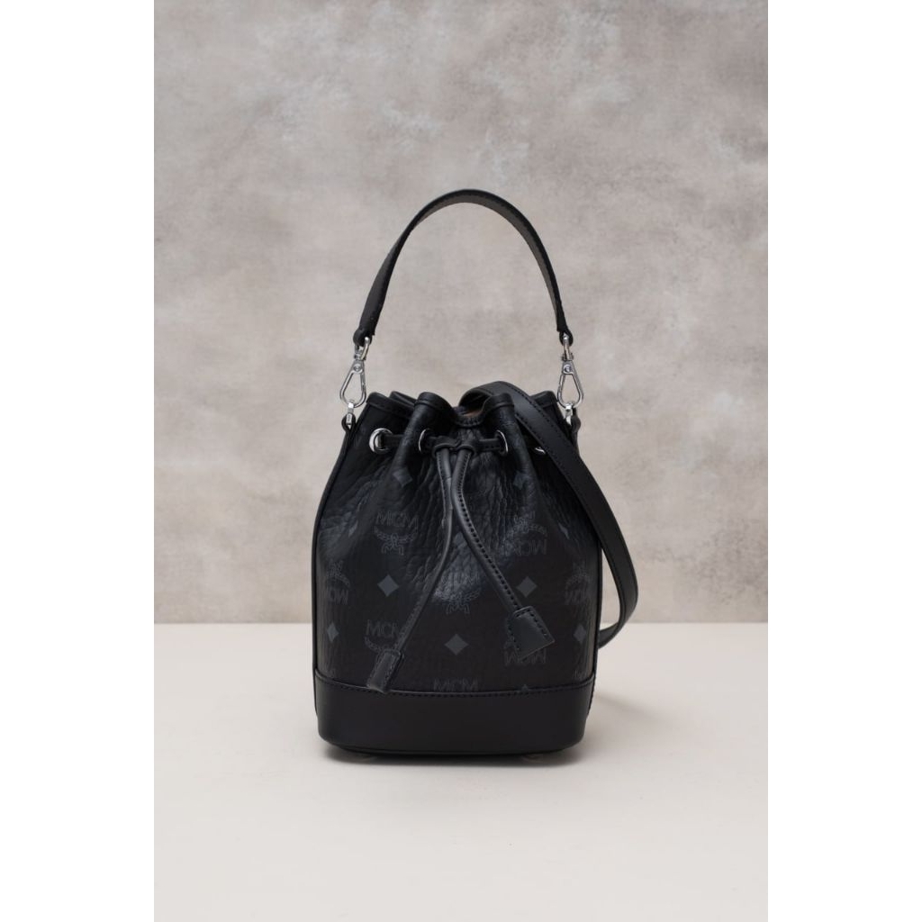 MCM Mini dessau visetos drawstring bag Cognac & Black