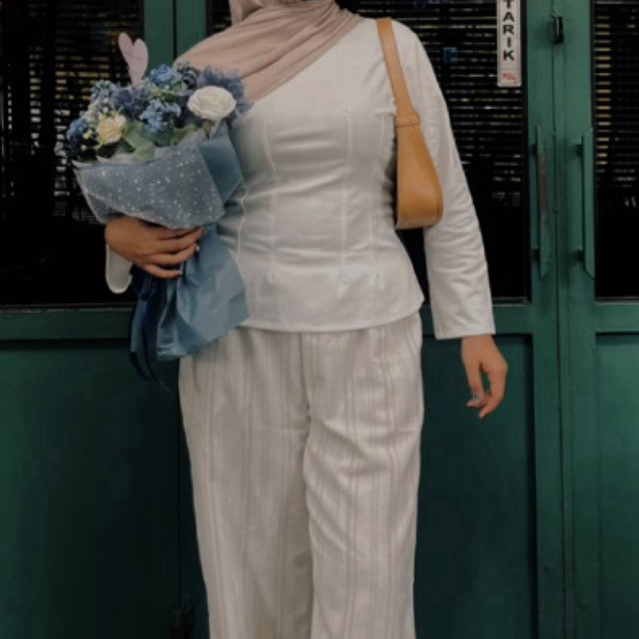 (PRELOVE) atasan claryn-lucy top XL