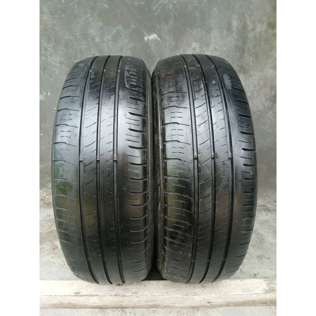 Ban Dunlop 205/65 R16