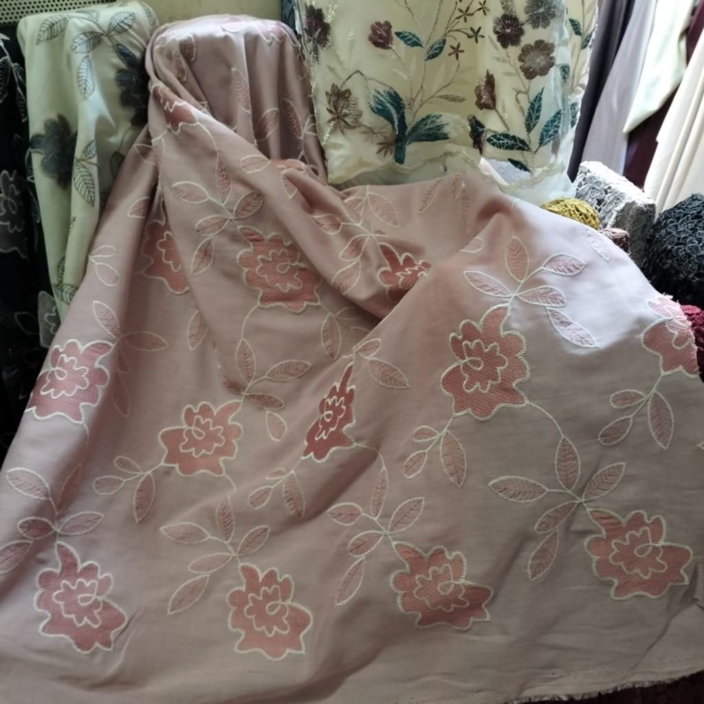 bahan kain katun bordir premium/kain katboll bordir