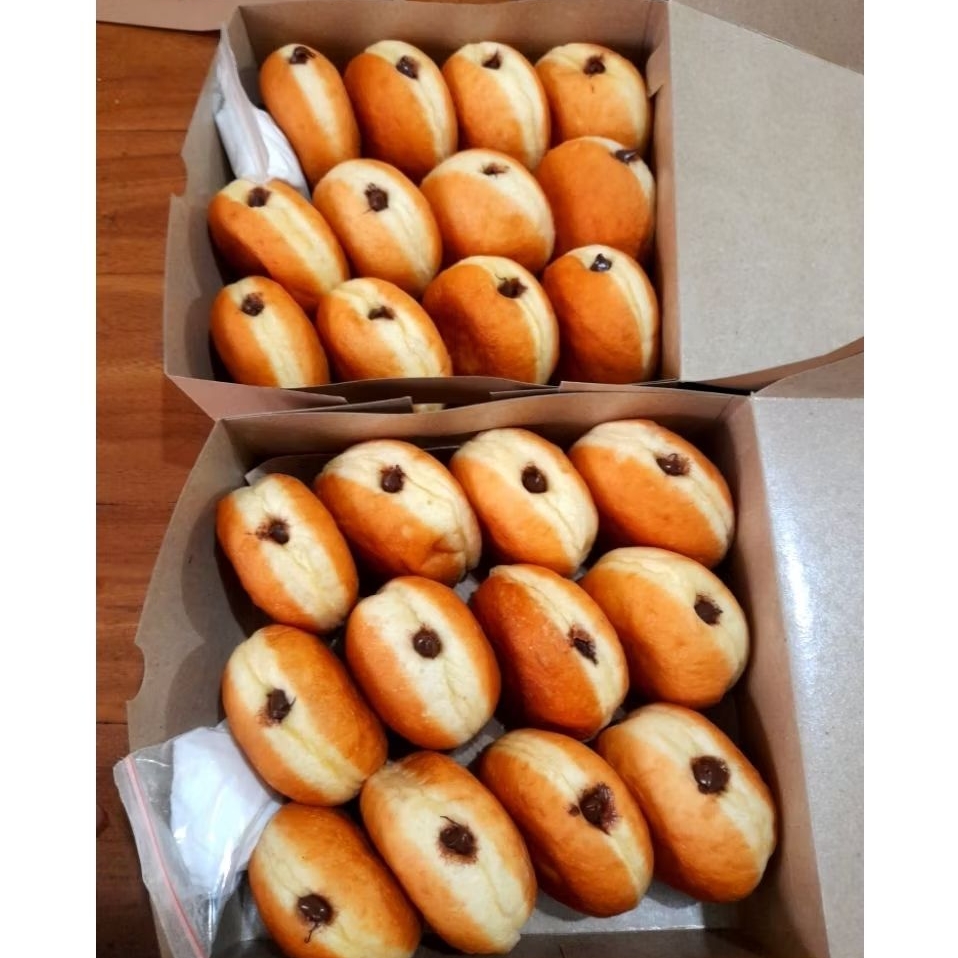 Donat Bomboloni Isi Coklat