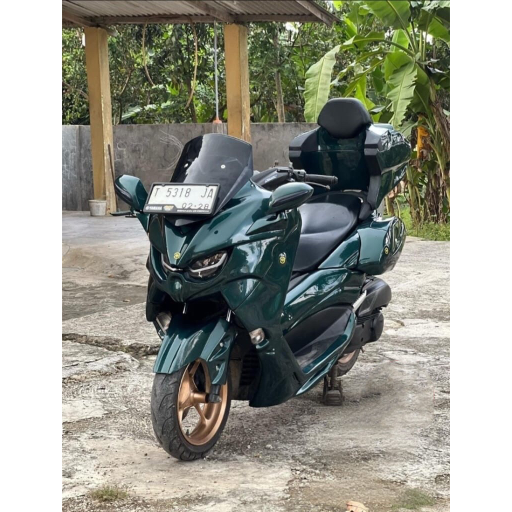 Full bodi model moge predator plus side box dan top box utk nmax old dan nmax new