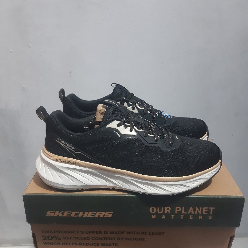SEPATU RUNNING WANITA SKECHERS EDGERIDE BLACK