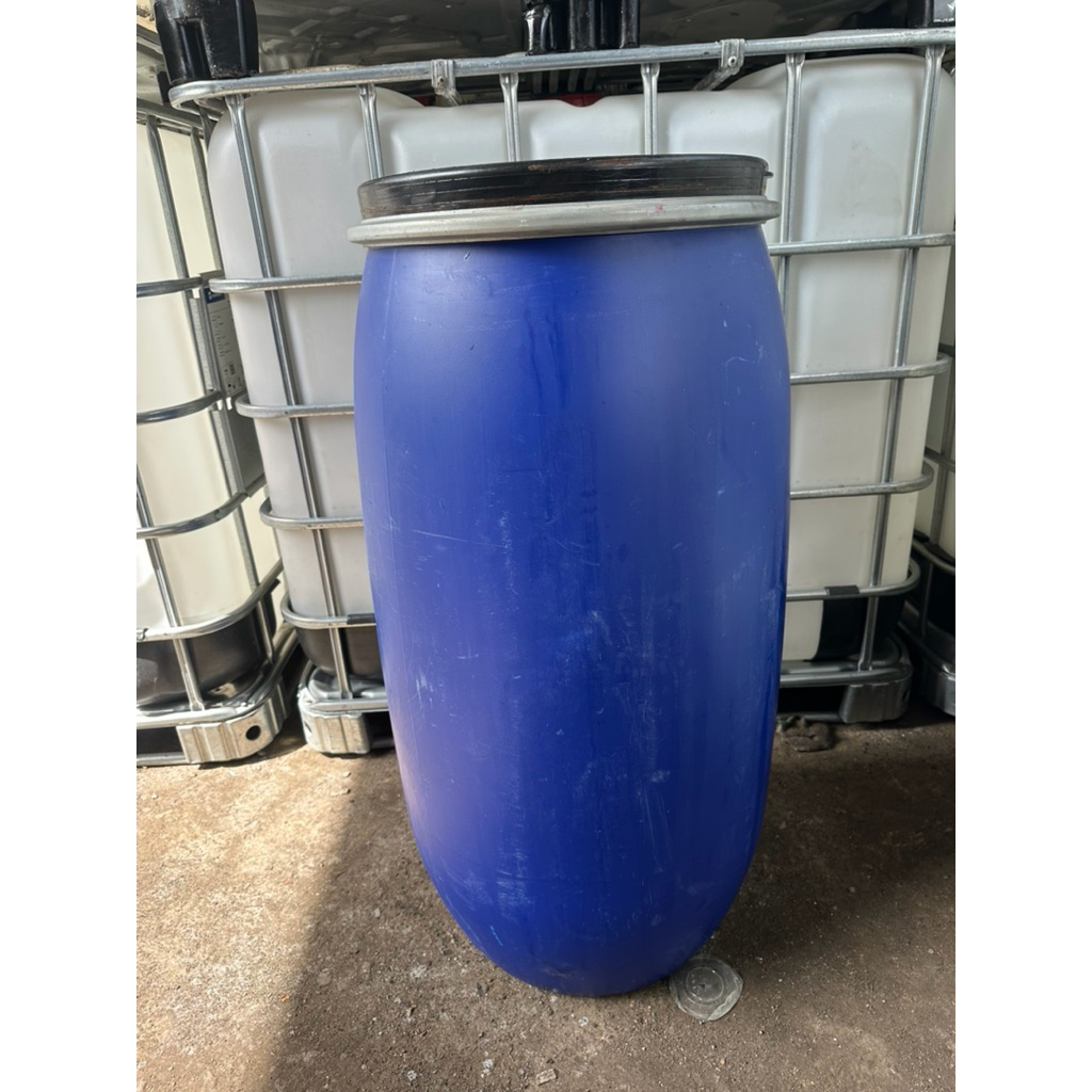 drum plastik 150 liter bekas seperti baru