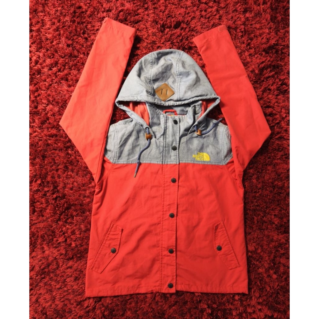 Jaket The North Face TNF Outdoor Windbreaker Hiking Sport Motoran Branded