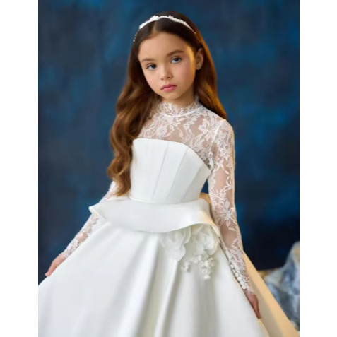 gaun anak dengan lengan panjang ekor  dress  white pesta  pengantin dress  brocade