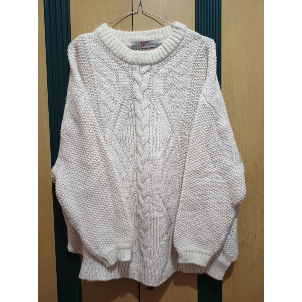 PRELOVED SWEATER RAJUT PREMIUM BERBULU HALUS LEMBUT BROKEN WHITE MURAH