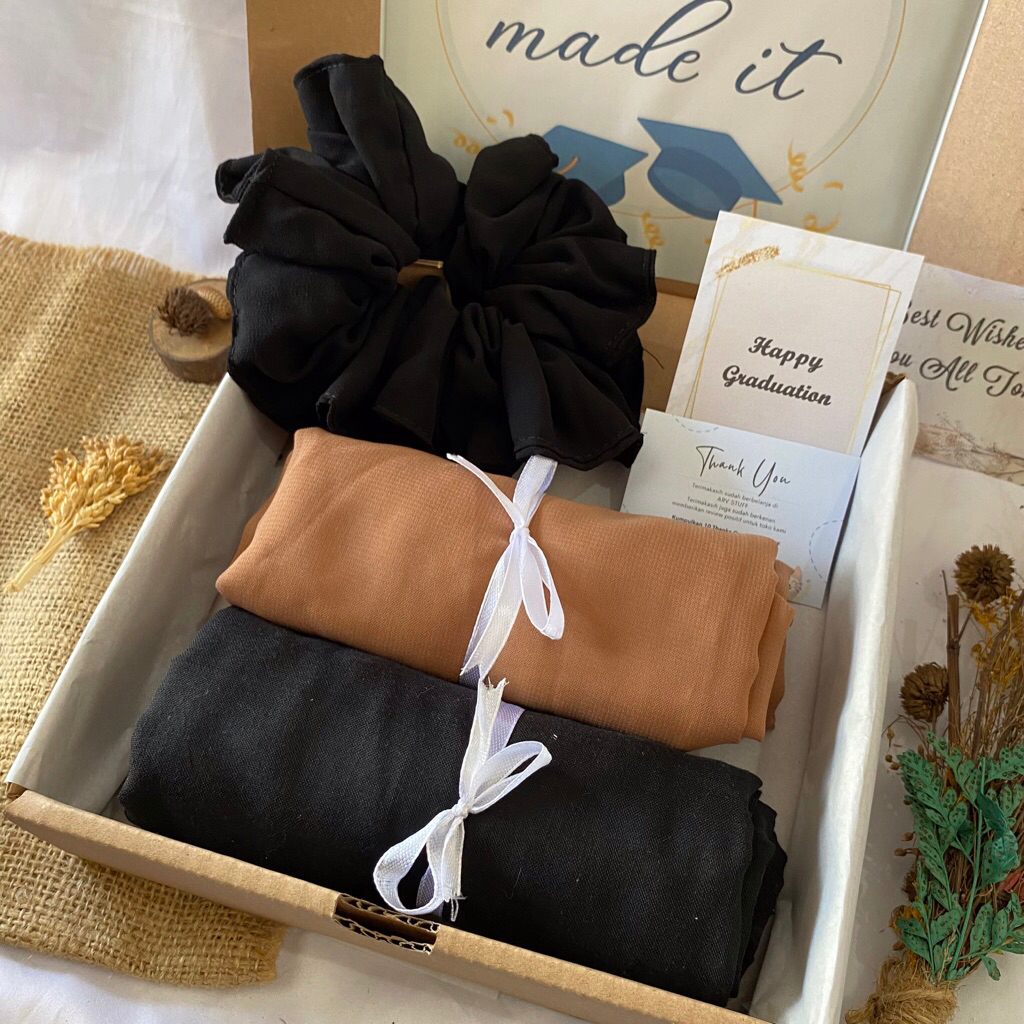 Hampers Hijab | Ide kado murah terbestseller wisuda ultah anniversary wedding birthday graduation en