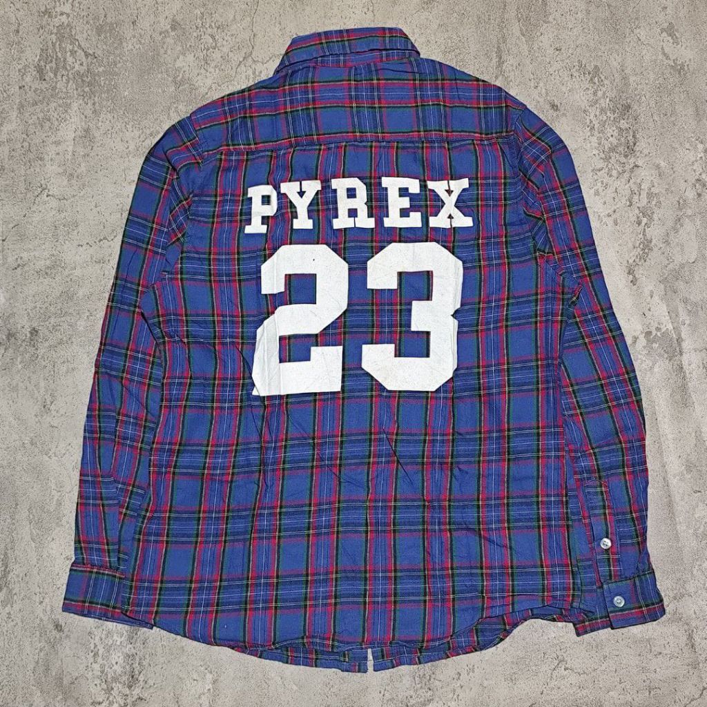 Kemeja tangan panjang pyrex 23