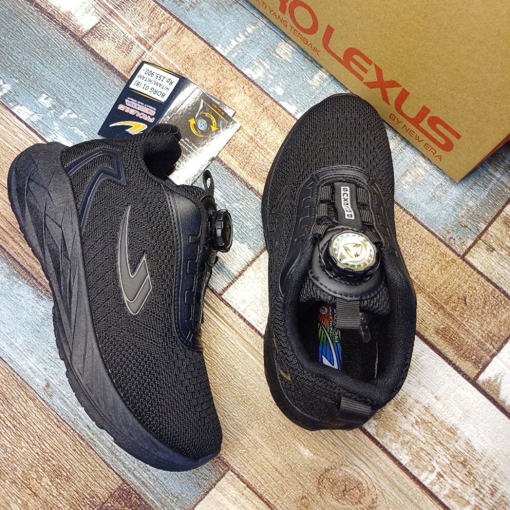 Sepatu sekolah New era Borg tali putar