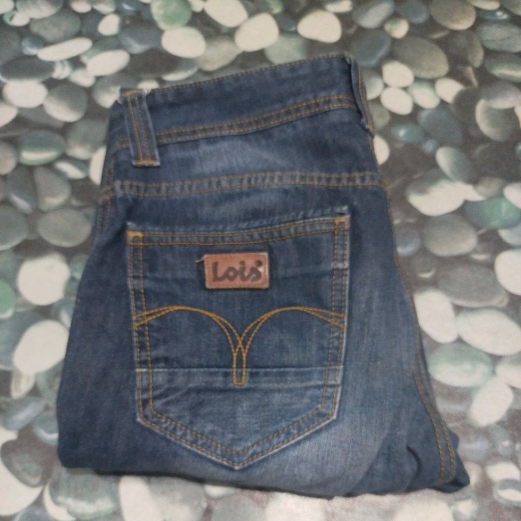 Celana lois reguler celana used