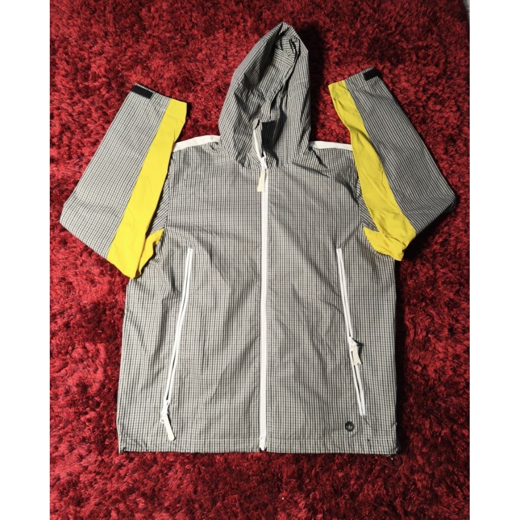 Jaket Adidas Outdoor WaterProof Mountain Gunung Sport Hiking Branded