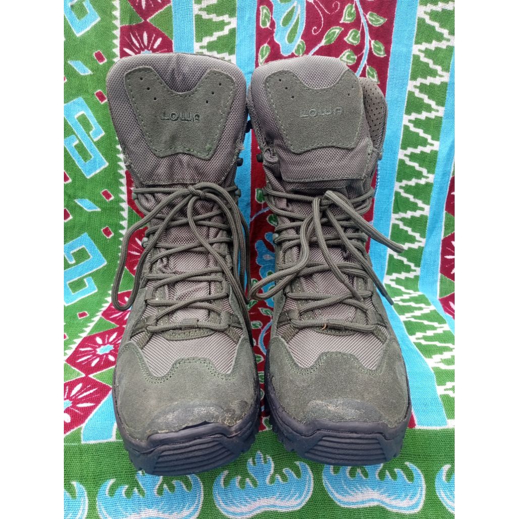 Sepatu Boots Lowa Zephyr Tactical (41)