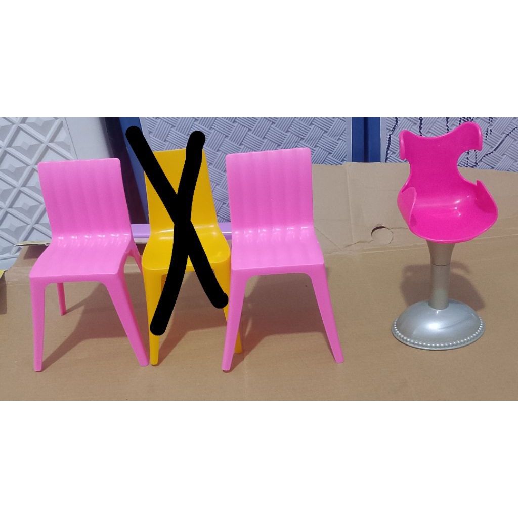 Kursi Barbie Take All