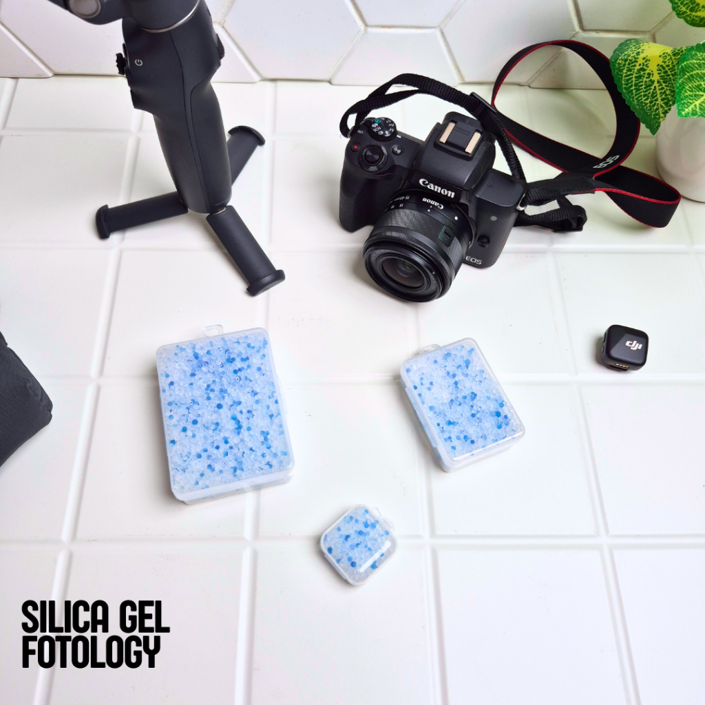 Silica Gel Kotak Plastik Orange Biru Putih Penyerap lembab Kamera elektronik ukuran 60 gram anti jamur