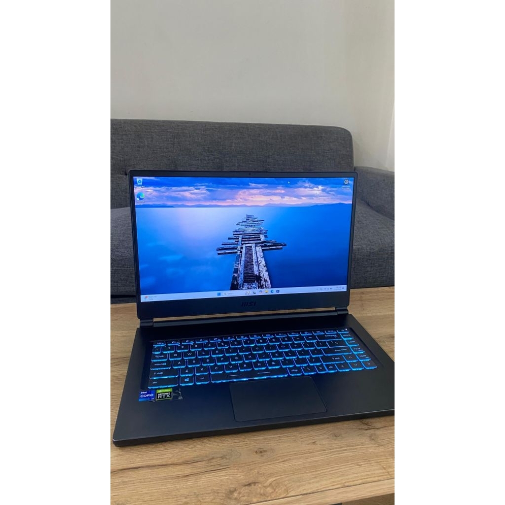 MSI Stealth 15M A11UEK - SECOND