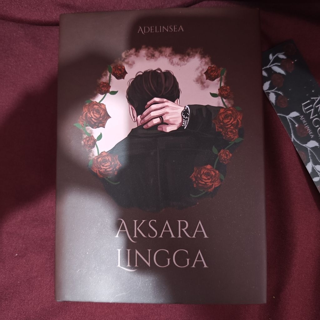 Aksara Lingga Novel - Adelinsea (Hard Cover)