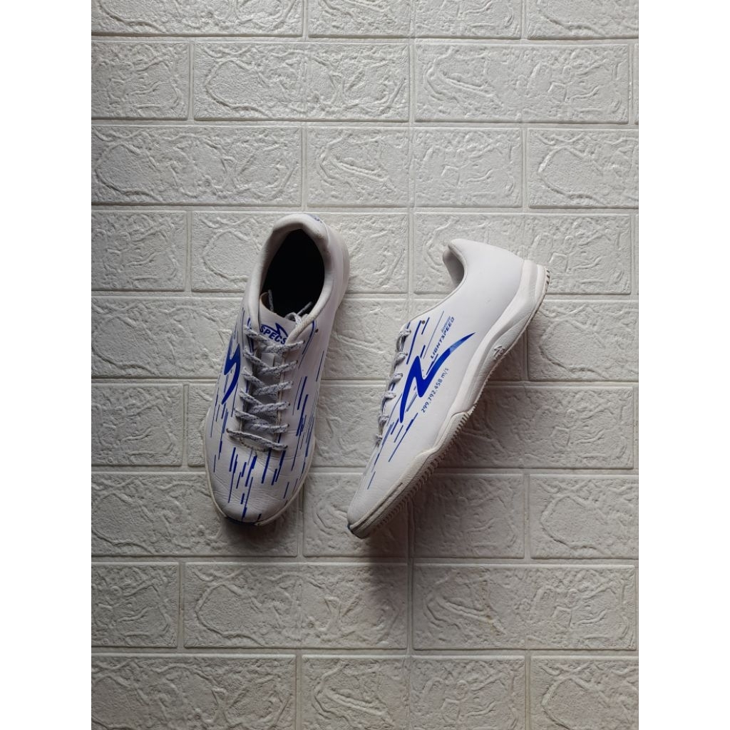 (Second) Specs Lightspeed Reborn White Dazzling Blue IN