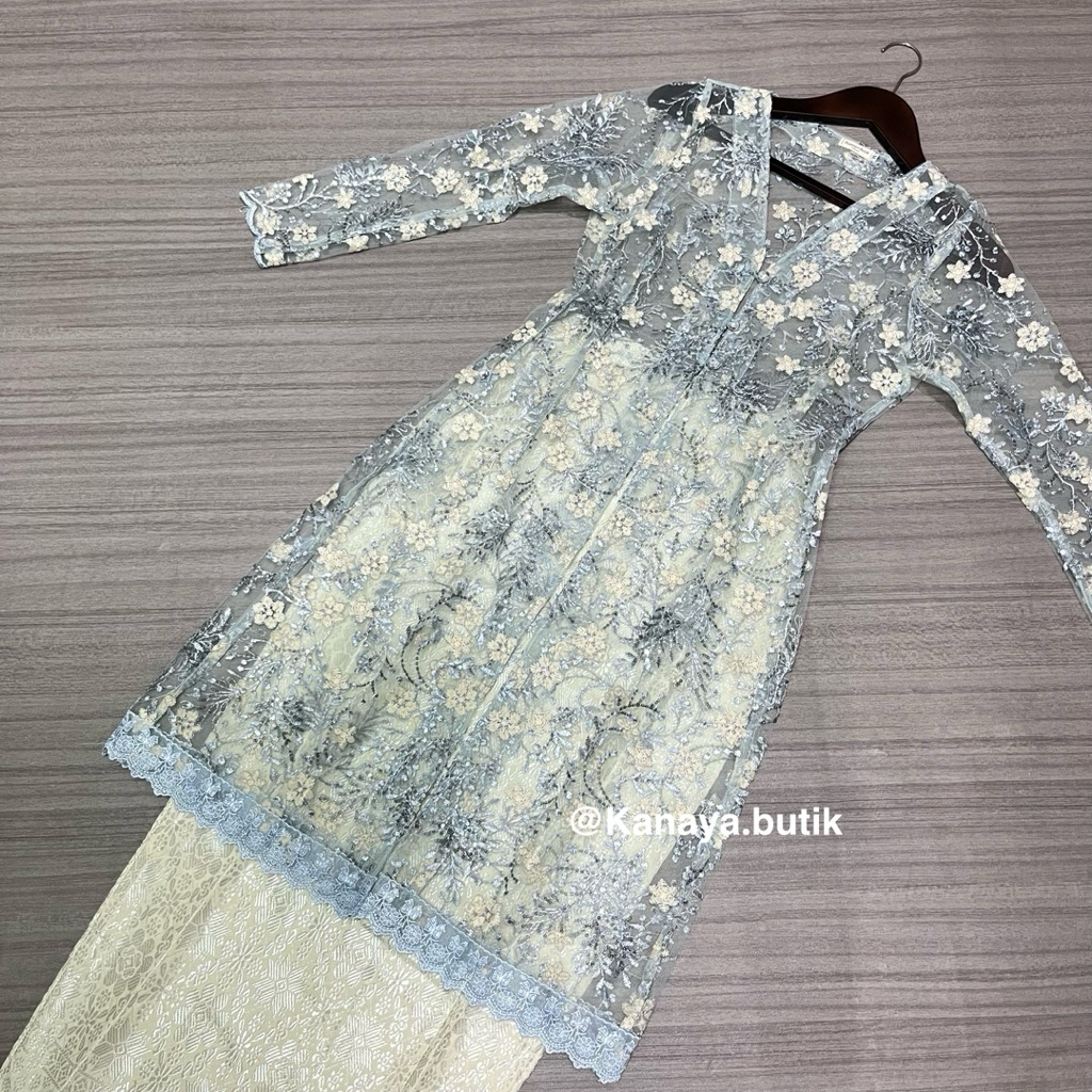 Lili outer raya series // outer lace // outer tile // outer rajut // outer brukat // tunik // tunik 