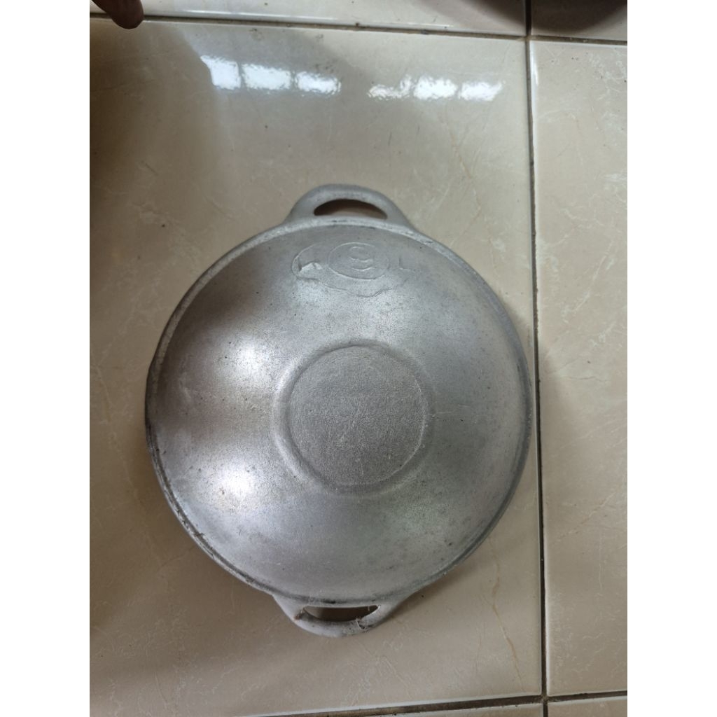 Wajan WL no 9 Wajan Super / Wajan Alumunium Tebal