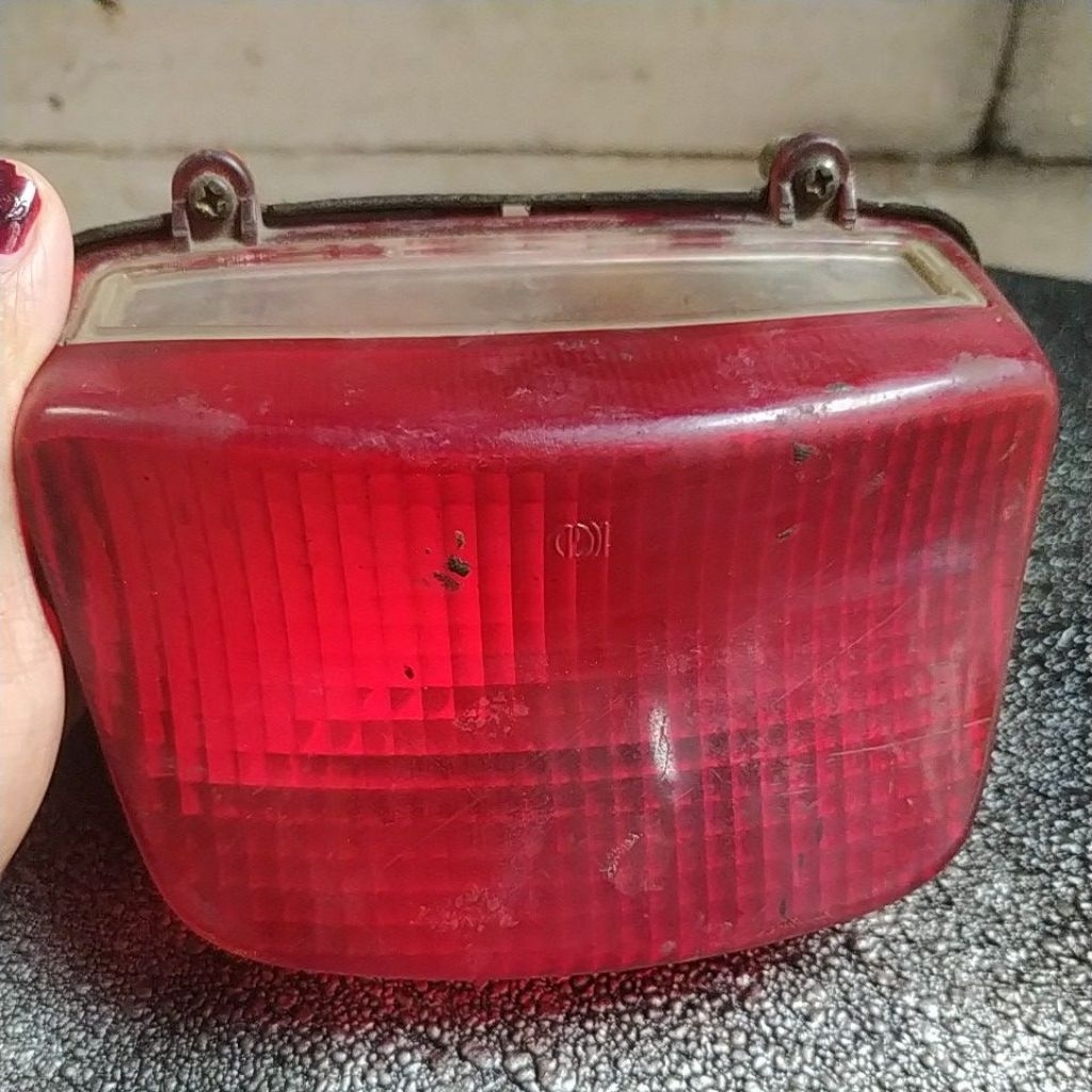 lampu stopan Megapro Hiu ori