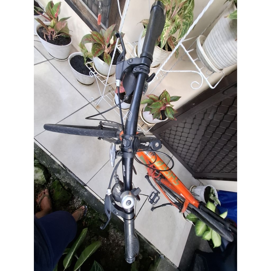 Sepeda Gunung Genio Sweep R