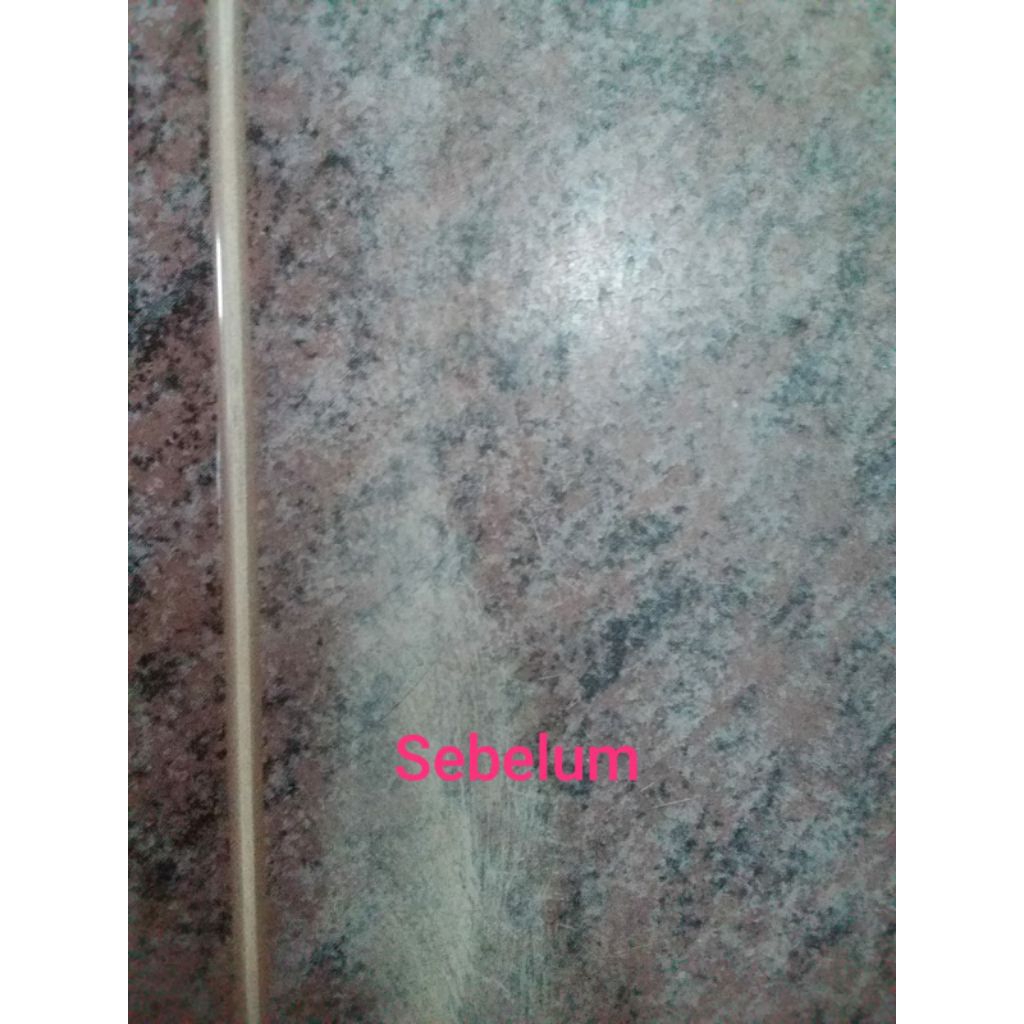 poles dinding granit kamar mandi