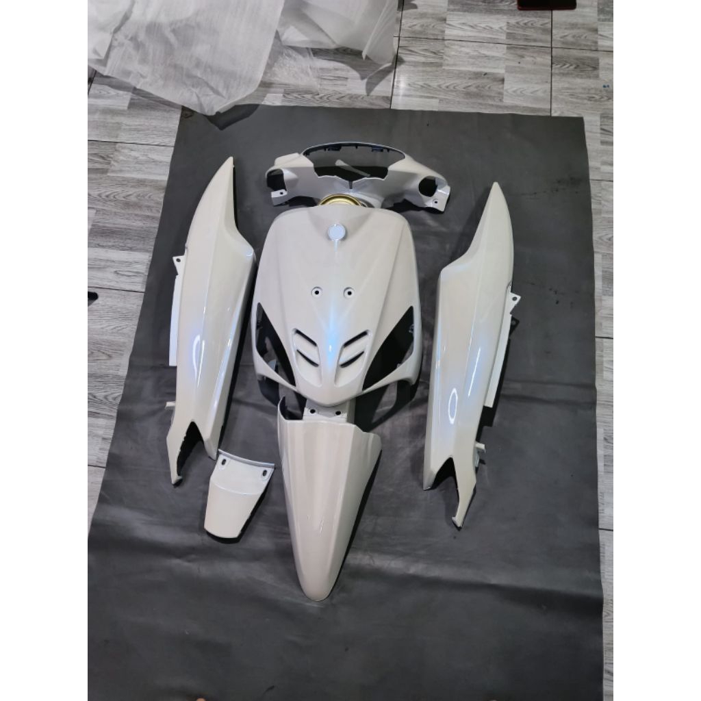 body halus Mio sporty putih lembayung biru