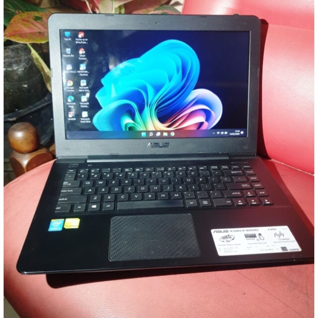 Sale Laptop Slim Asus 14'inc NVIDIA930m Ram10Gb SSD512Gb mulus bagus