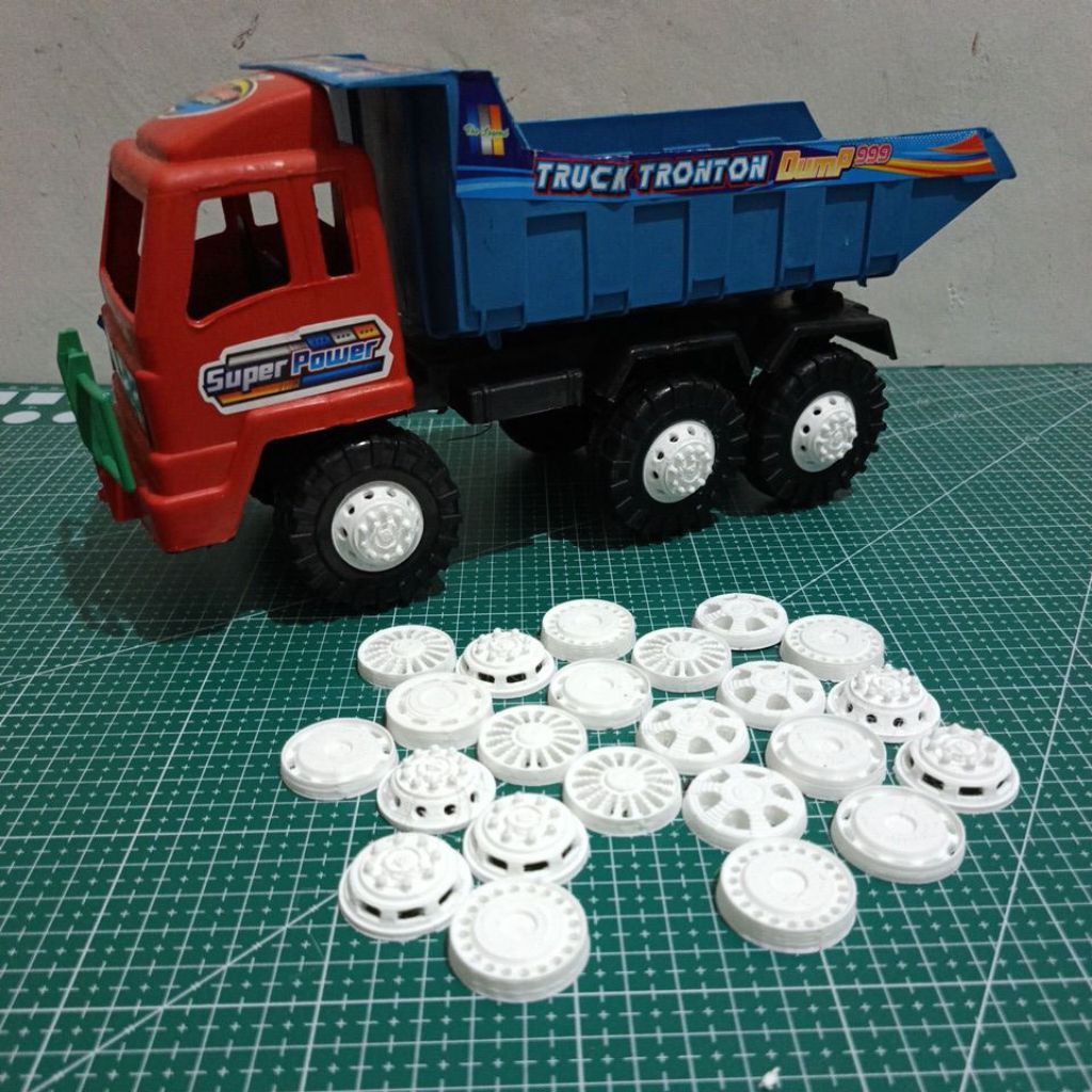 WHEELDOP TRUK PLASTIK