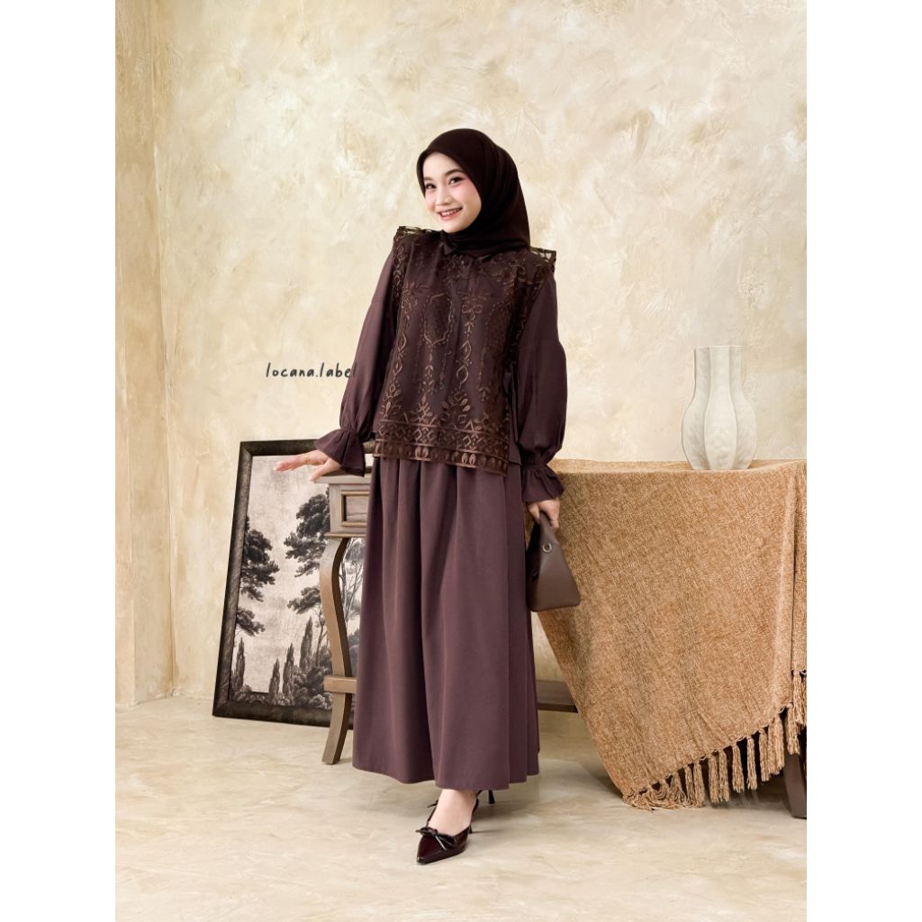 Setelan Atasan Rok Quinzy Set LOCANA LABEL ORI