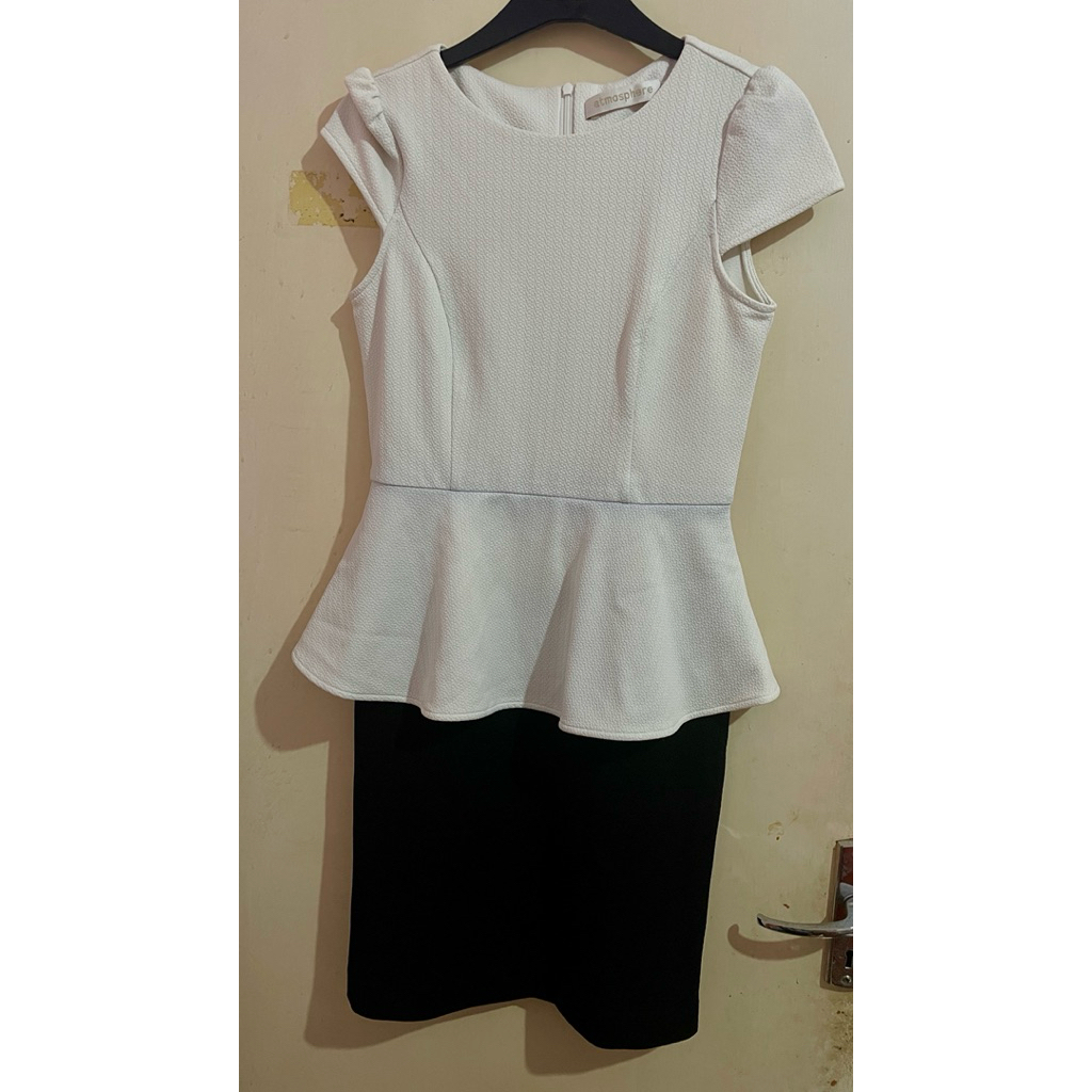 Preloved dress mini peplum