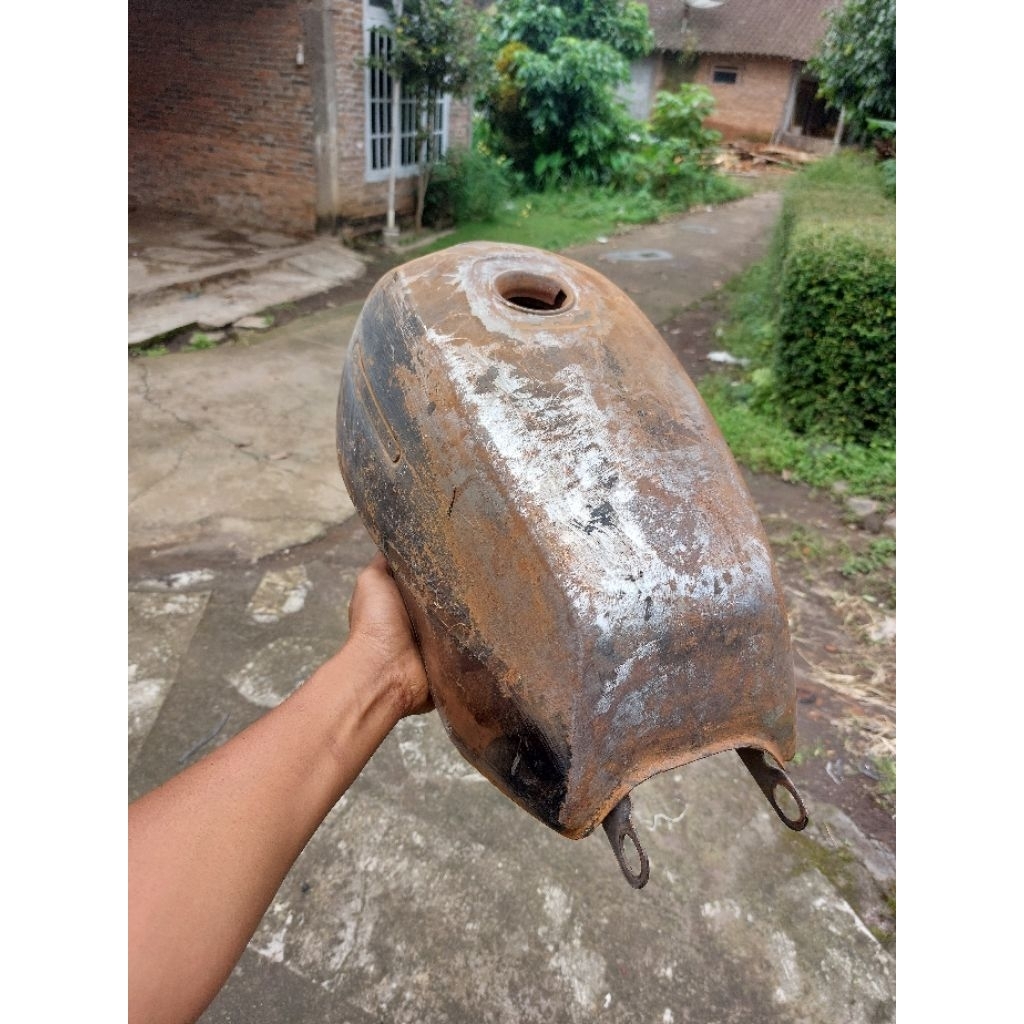 Tangki Tengki Suzuki A100 Econos Original Bahan