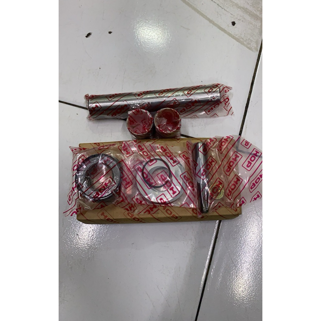 04431-LHE70 KINGPIN KING PIN Hino dutro