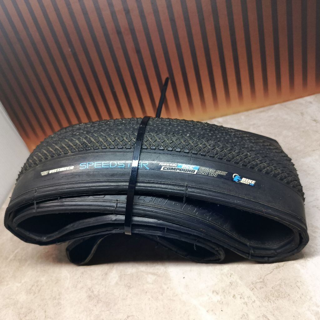 Ban luar Vee tire speedster 700x40c gravel 2nd