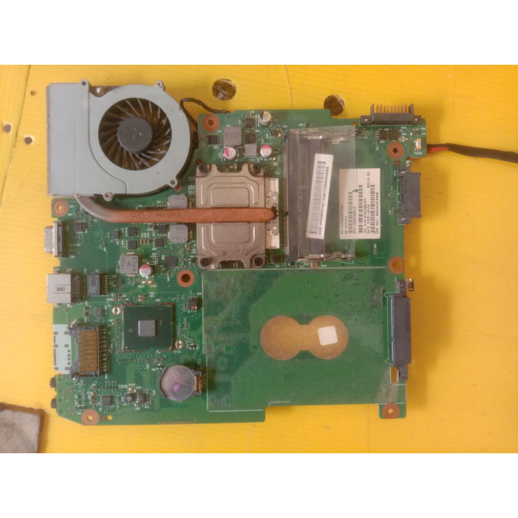 mainboard motherboard Toshiba c640 normal