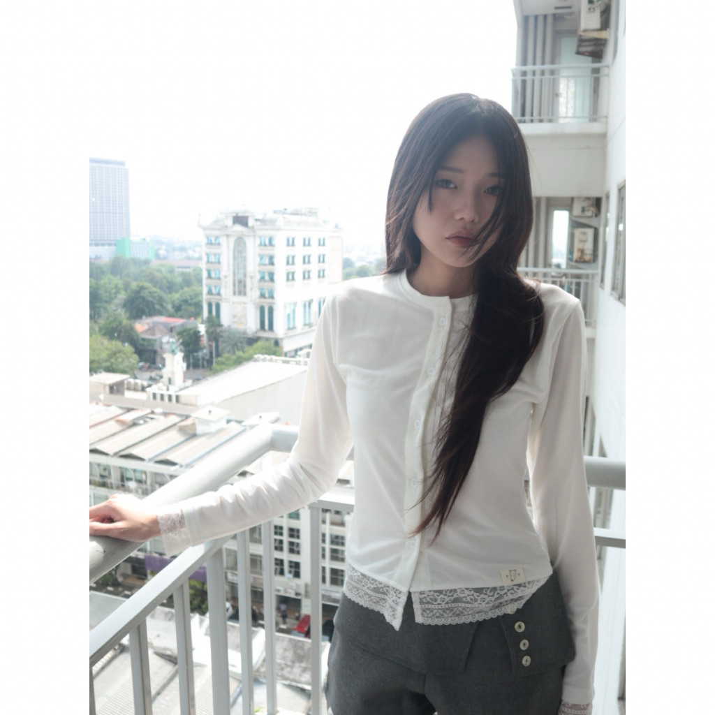 anya lace cardigan | long sleeved lace cardigan - diary of laika