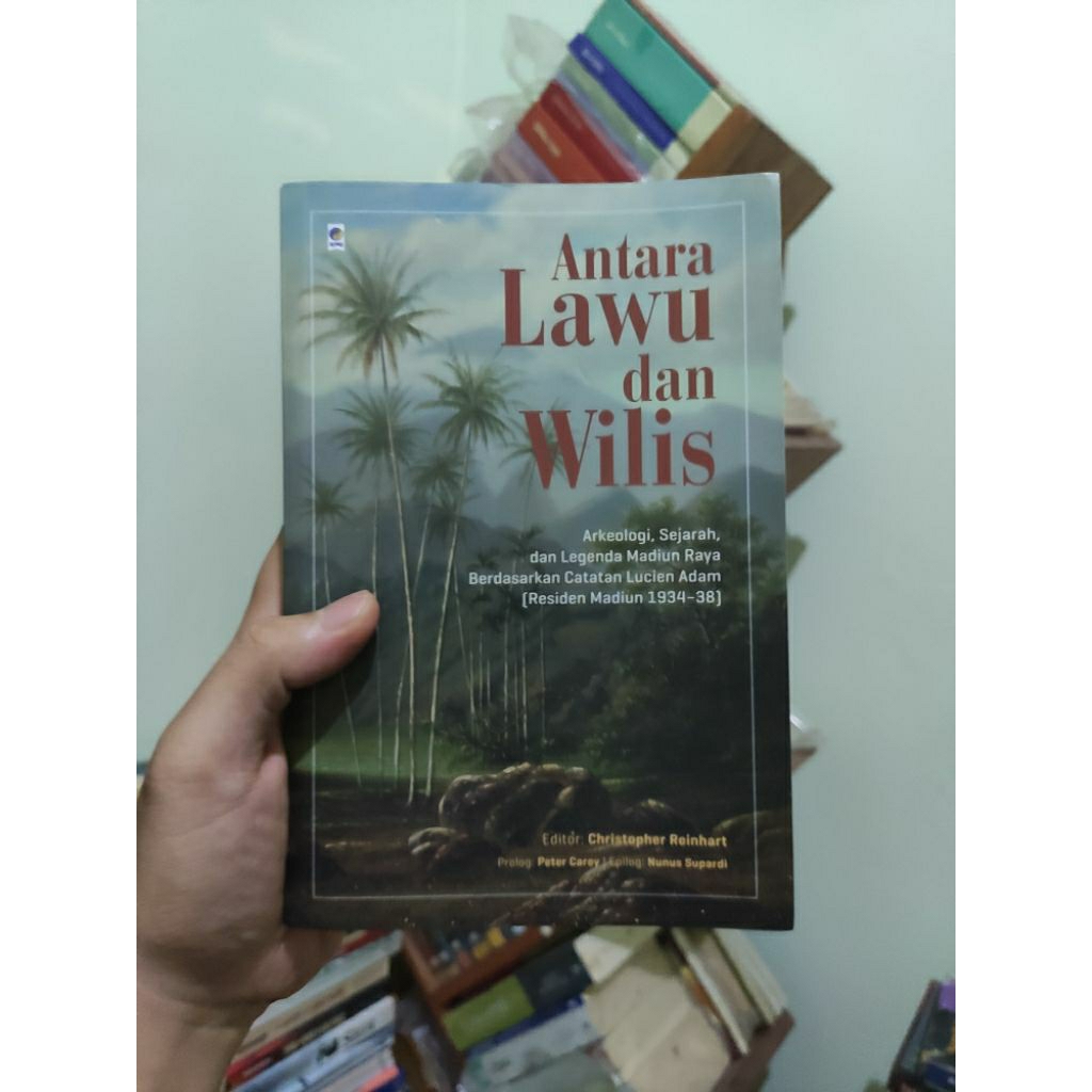 [PRELOVED ORI] Antara Lawu Dan Wilis - Christoper Reinhart Buku Bekas