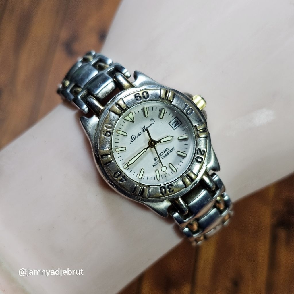 Jam Eddie Bauer 0128 Diver Vintage Ladies Bekas