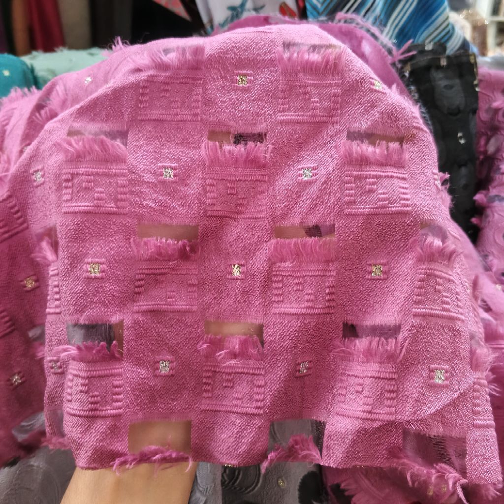 kain organza rubiah - Harga/0,5m - kain organza rubiah meteran - bahan organza rubiah - bahan rubiah
