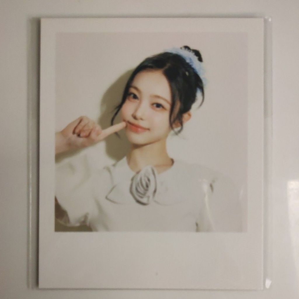 [Ready Stock] H2H Season Greetings 26 Ian Juun Polaroid