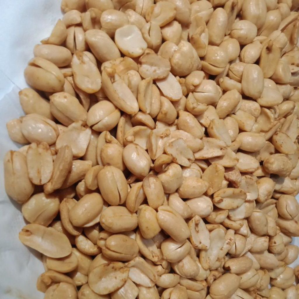 Kacang Bawang Putih Goreng