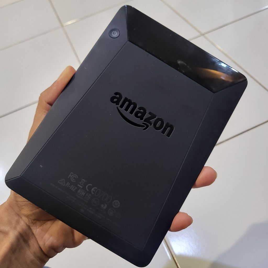 bahan/part ebook reader  kindel voyage